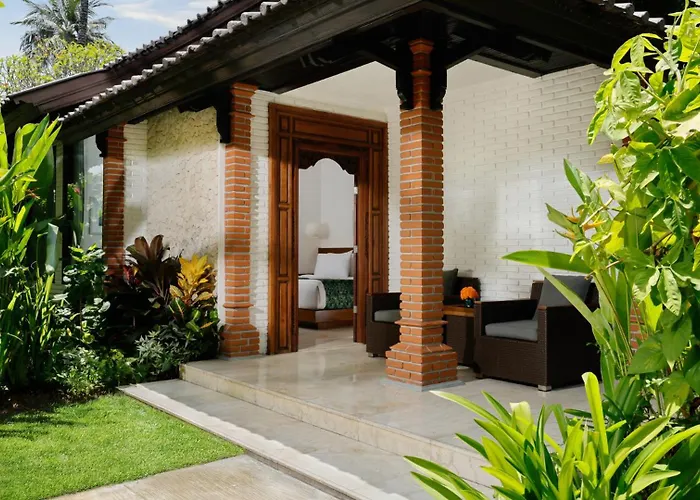 Resort Candi &